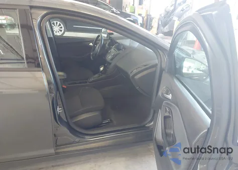 2017 Ford Focus Se z USA, uszkodzony, nr VIN 1FADP3F25HL220516